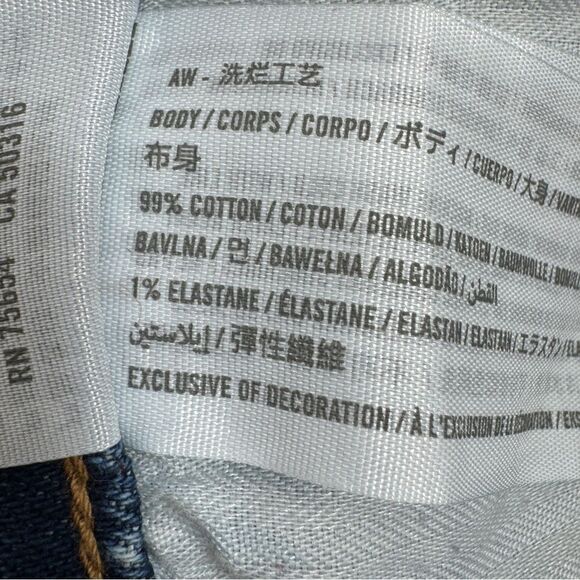 Abercrombie & Fitch High Rise Crop Mom Jeans Blue Distressed Size 10 Button Fly - Picture 9 of 15